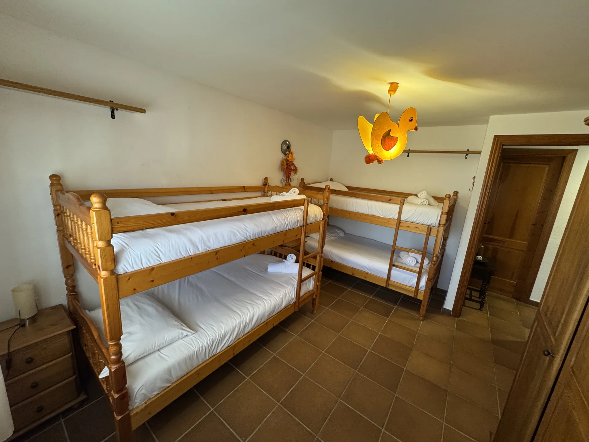 Casa Martina - habitacio lliteres 02