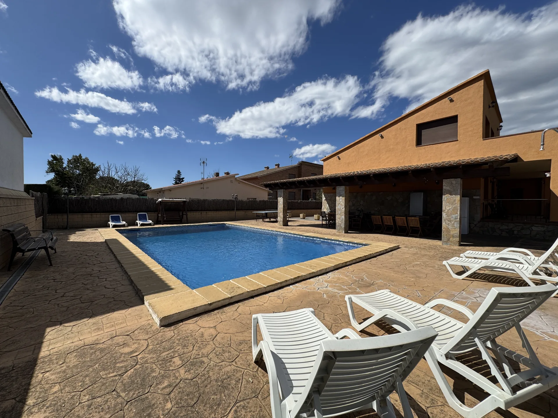 Casa Martina - piscina 02